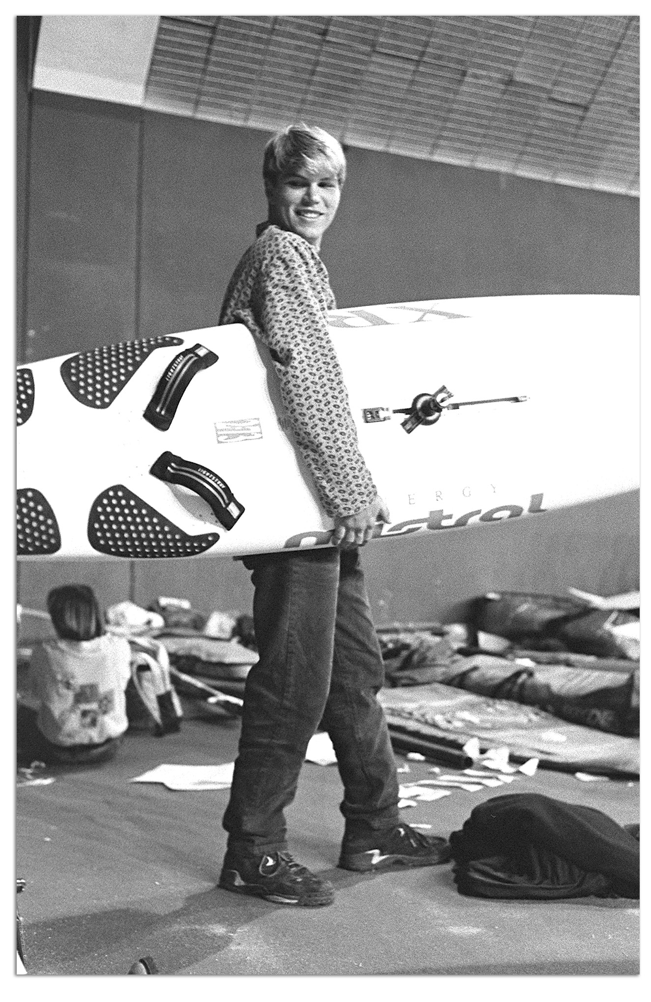 american_windsurfer_2.2_makin-waves_josh-angulo