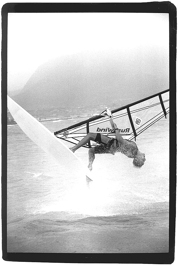 american_windsurfer_2.2_makin-waves_tony