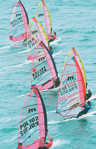 american_windsurfer_4.1_south_africa_race-start