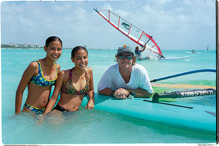american_windsurfer_5.1_making_waves_Aruba-s