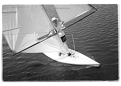 american_windsurfer_5.1_newman_darby_sailing-s