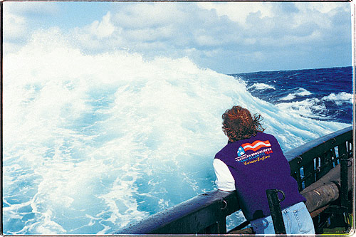 american_windsurfer_6.5_making_waves_Big-Wave-s