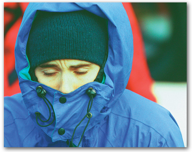 american_windsurfer_6.5_making_waves_cold-face