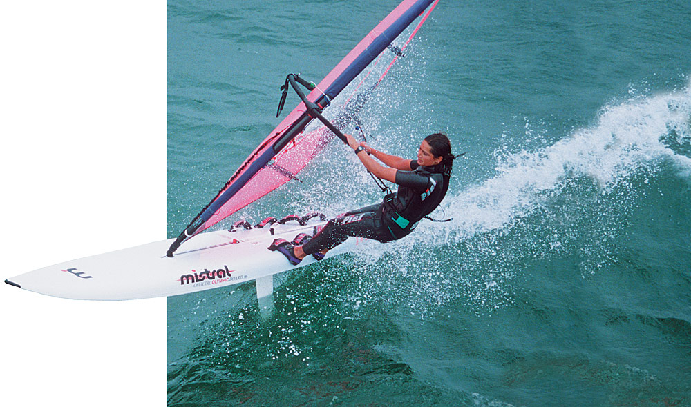 american_windsurfing_4.1_south_africa_girl-racing